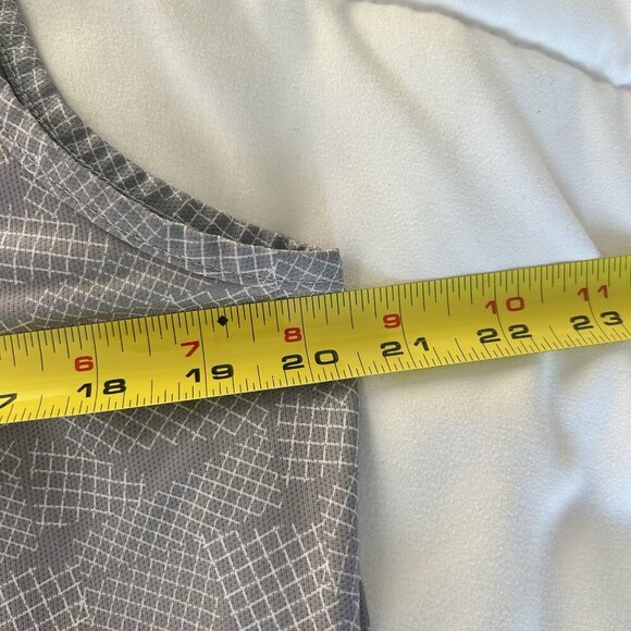 Nivo Sport Womens Large L Tank Top Gray White Sleeveless Tennis Golf - Picture 4 of 6